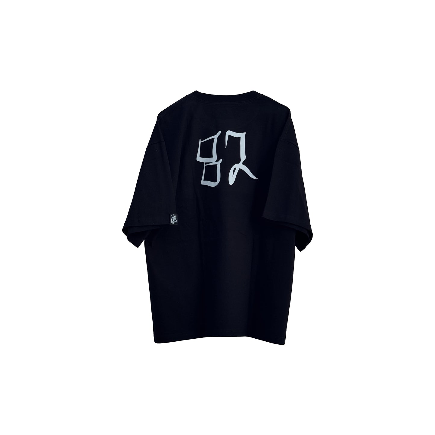 Playera Oversize Piña 82 Negra